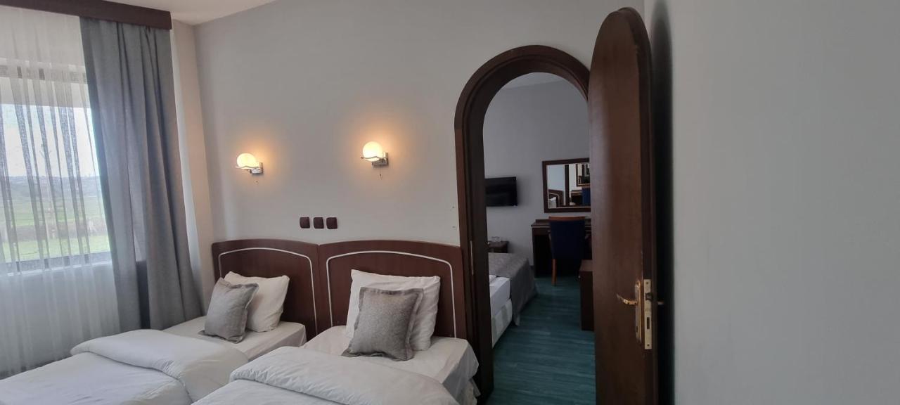 Flora Hotel Gelibolu Ngoại thất bức ảnh